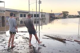 Наводнения в Австралии: погибли китайские туристы