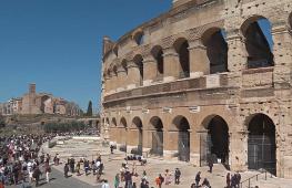 Древние коридоры Колизея восстановили в виде дорожек, выложенных травертином