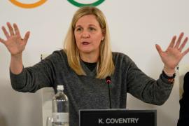 МОК будет допускать к женским соревнованиям только биологических женщин