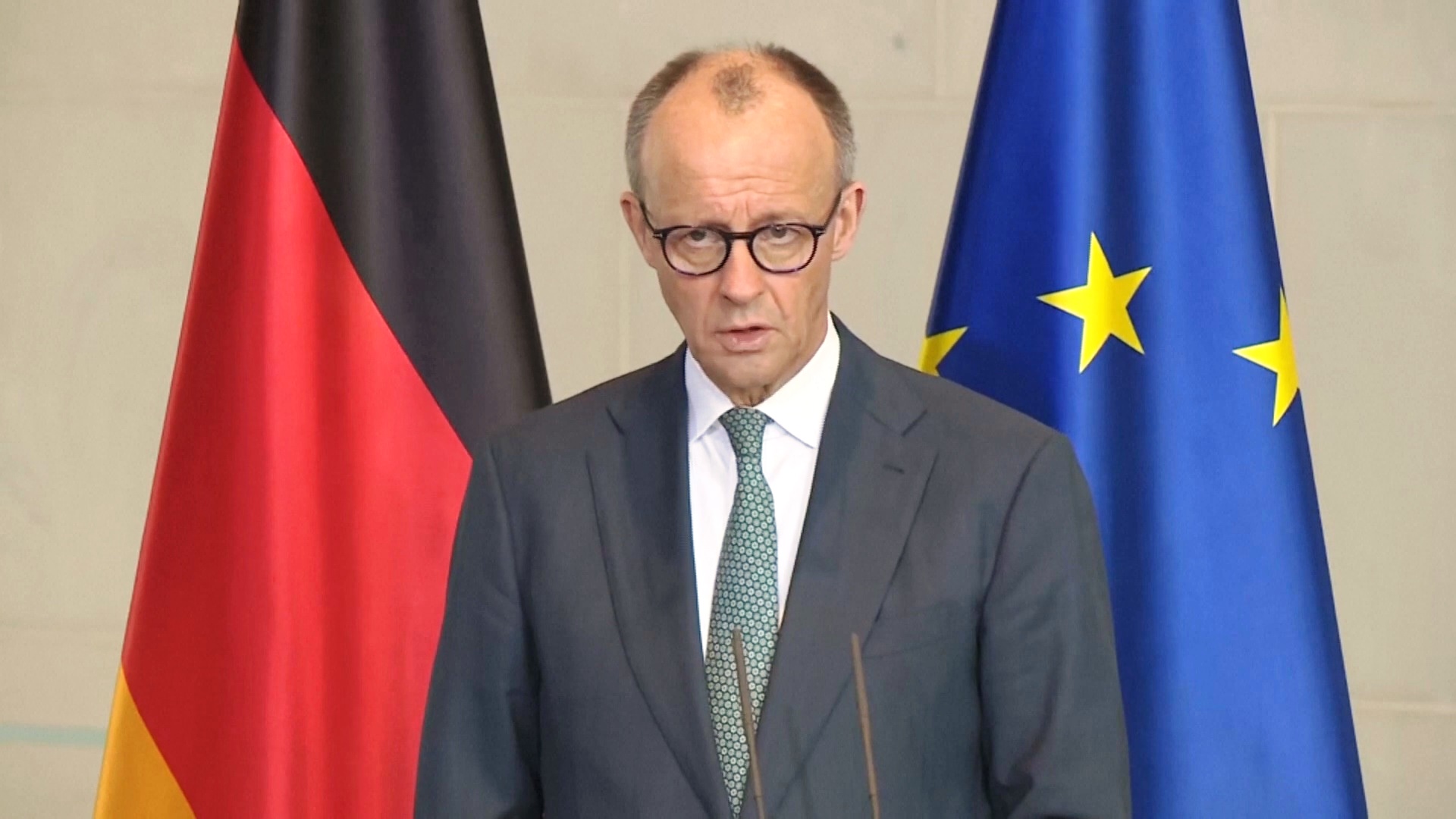 Канцлер Германии хочет, чтобы 80% сирийских беженцев вернулись домой