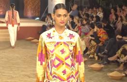 В Индии возрождают популярность пенджабской вышивки пхулкари