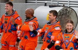 НАСА отправило четырёх астронавтов в первый за полвека пилотируемый полёт к Луне