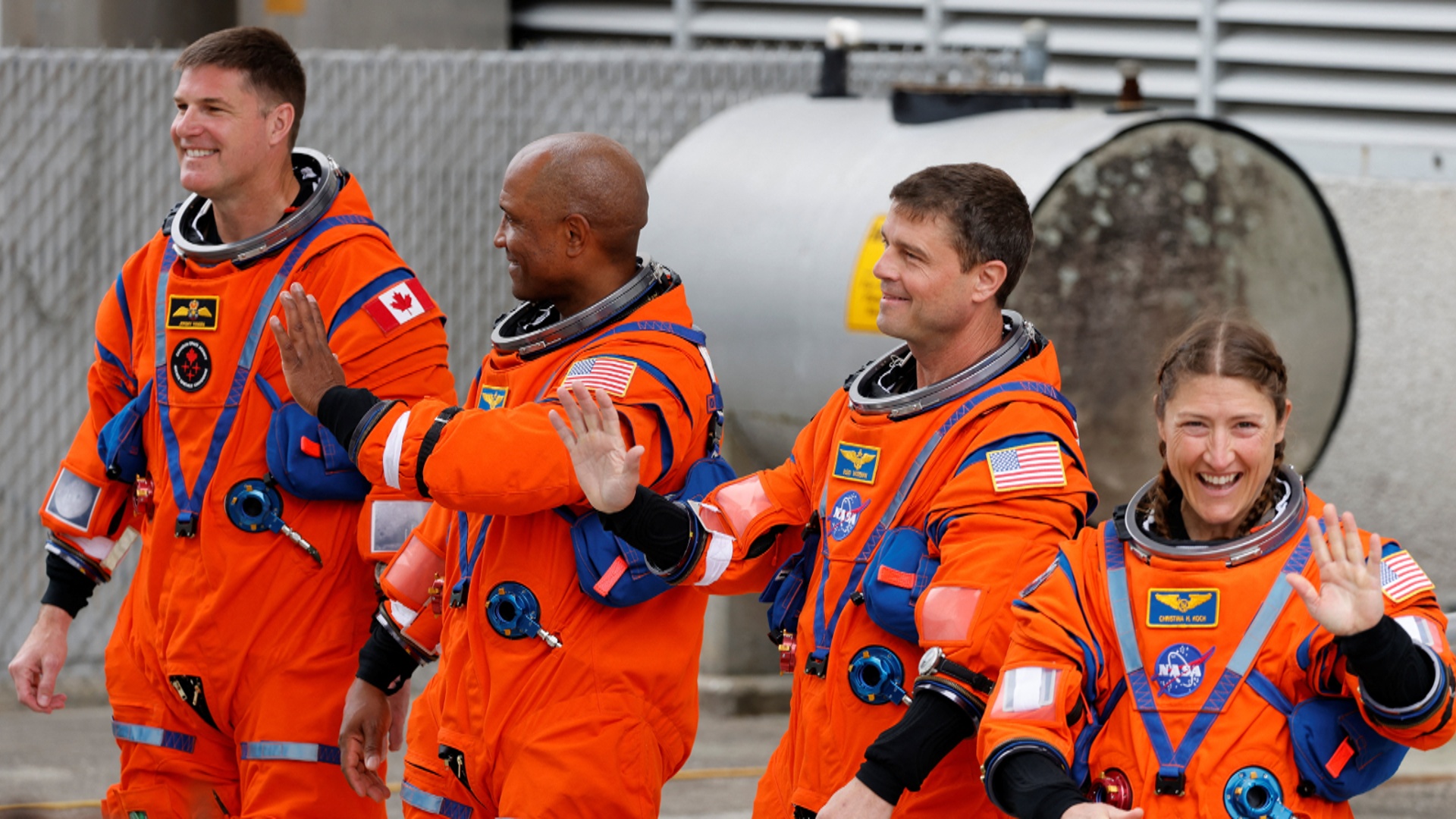 НАСА отправило четырёх астронавтов в первый за полвека пилотируемый полёт к Луне