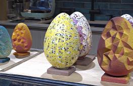 В Барселоне создают авторские пасхальные десерты на основе традиционных «монас»