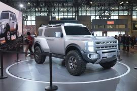 Известные бренды представляют электромобили на мотор-шоу в Нью-Йорке, несмотря на спад продаж