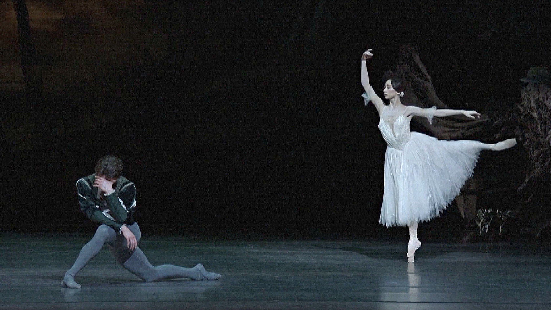 Как Королевский балет Великобритании готовится к азиатскому туру