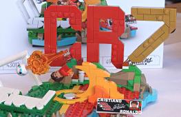 LEGO выпустила наборы, посвящённые Мбаппе, Месси, Роналду и Жуниору
