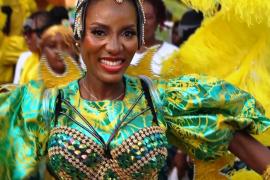 Яркий карнавал Фанти в Лагосе посвятили афробразильскому культурному наследию