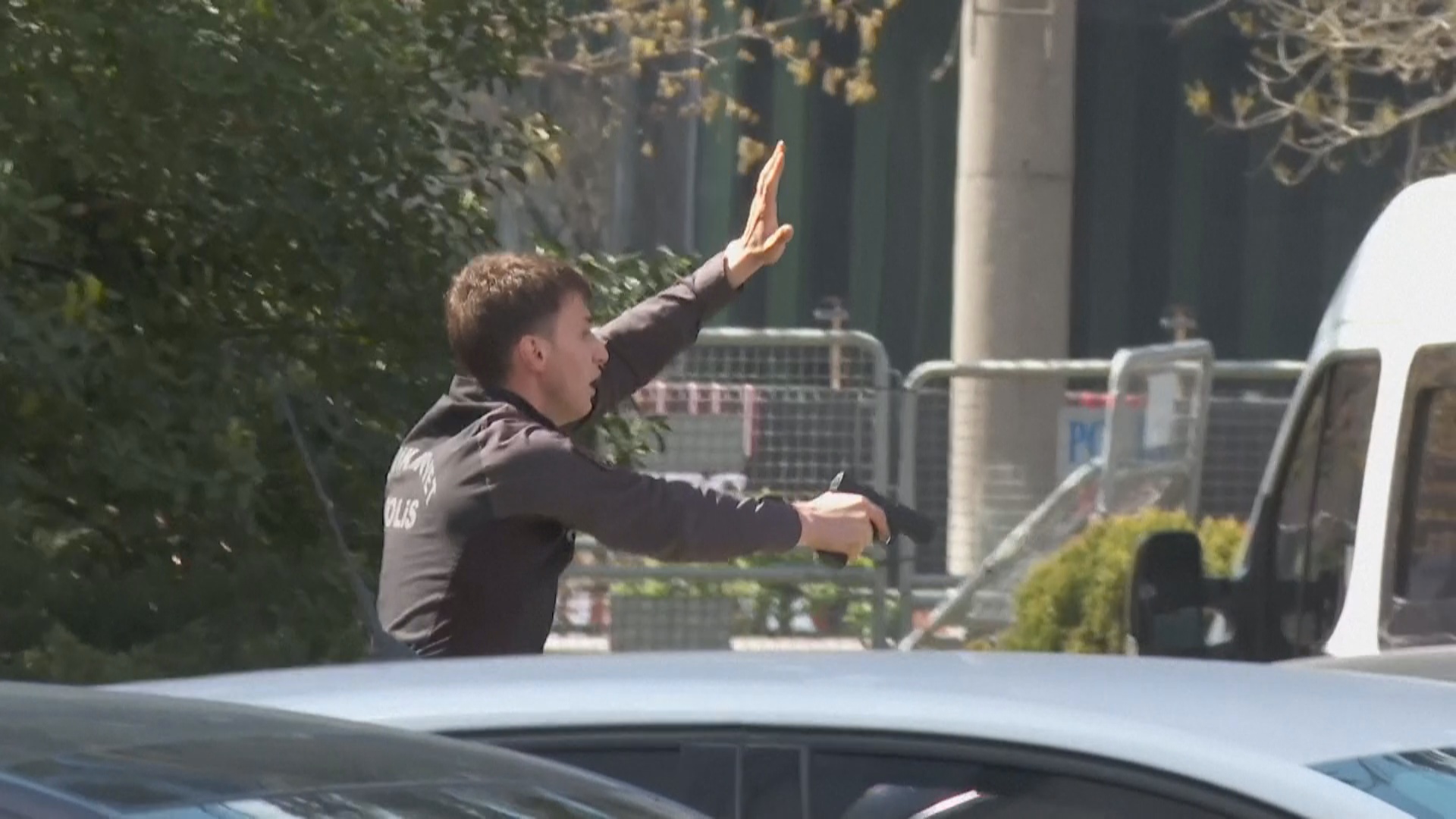 Перестрелка у консульства Израиля в Стамбуле: один нападавший убит, двое задержаны