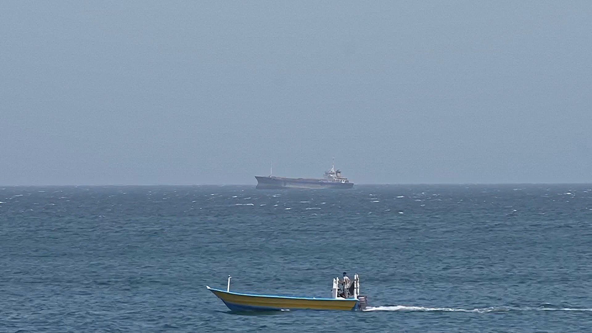 Движение судов через Ормузский пролив пока не восстановилось