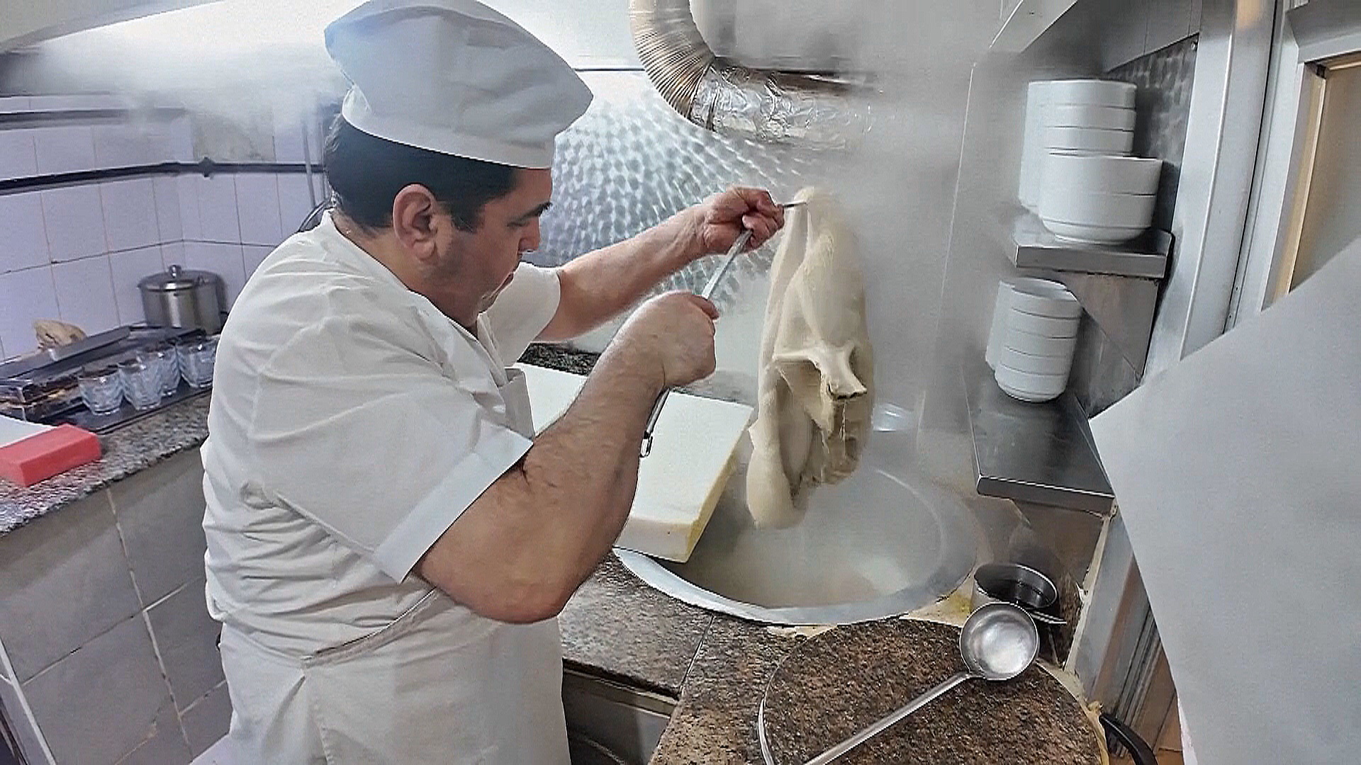 Греция и Турция спорят за право на суп из требухи