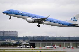 Авиакомпания KLM отменит 160 рейсов в мае из-за роста цен на топливо