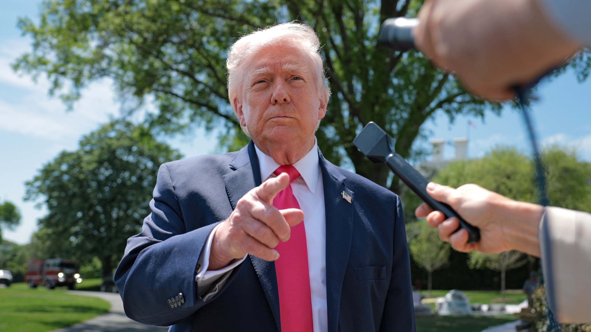 Трамп: перемирие между Ливаном и Израилем включит «Хезболлу»