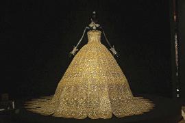 В Лиссабоне открылась выставка, объединяющая моду и классическое искусство