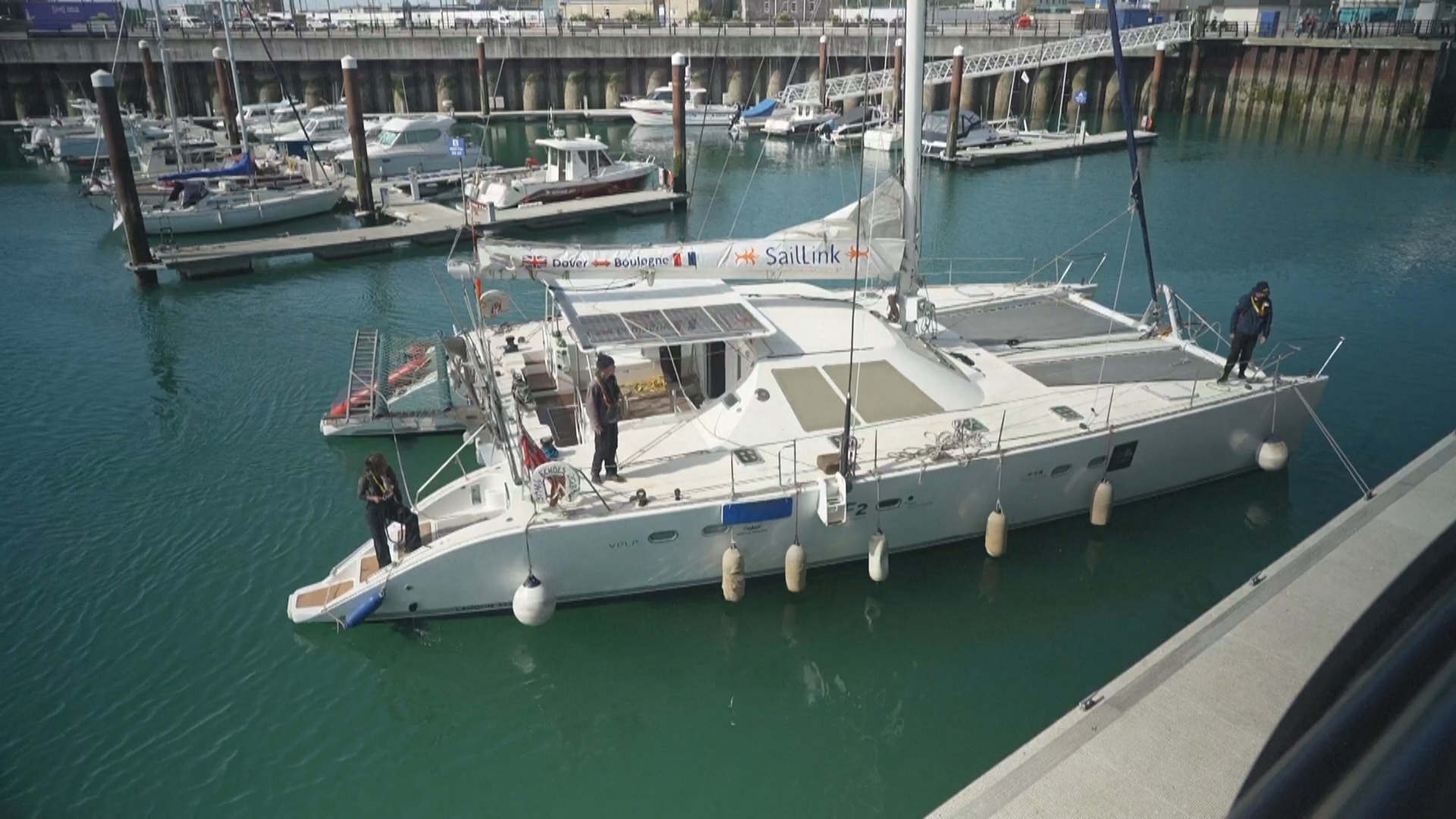 Пересечь Ла-Манш и не навредить природе предлагает британский стартап