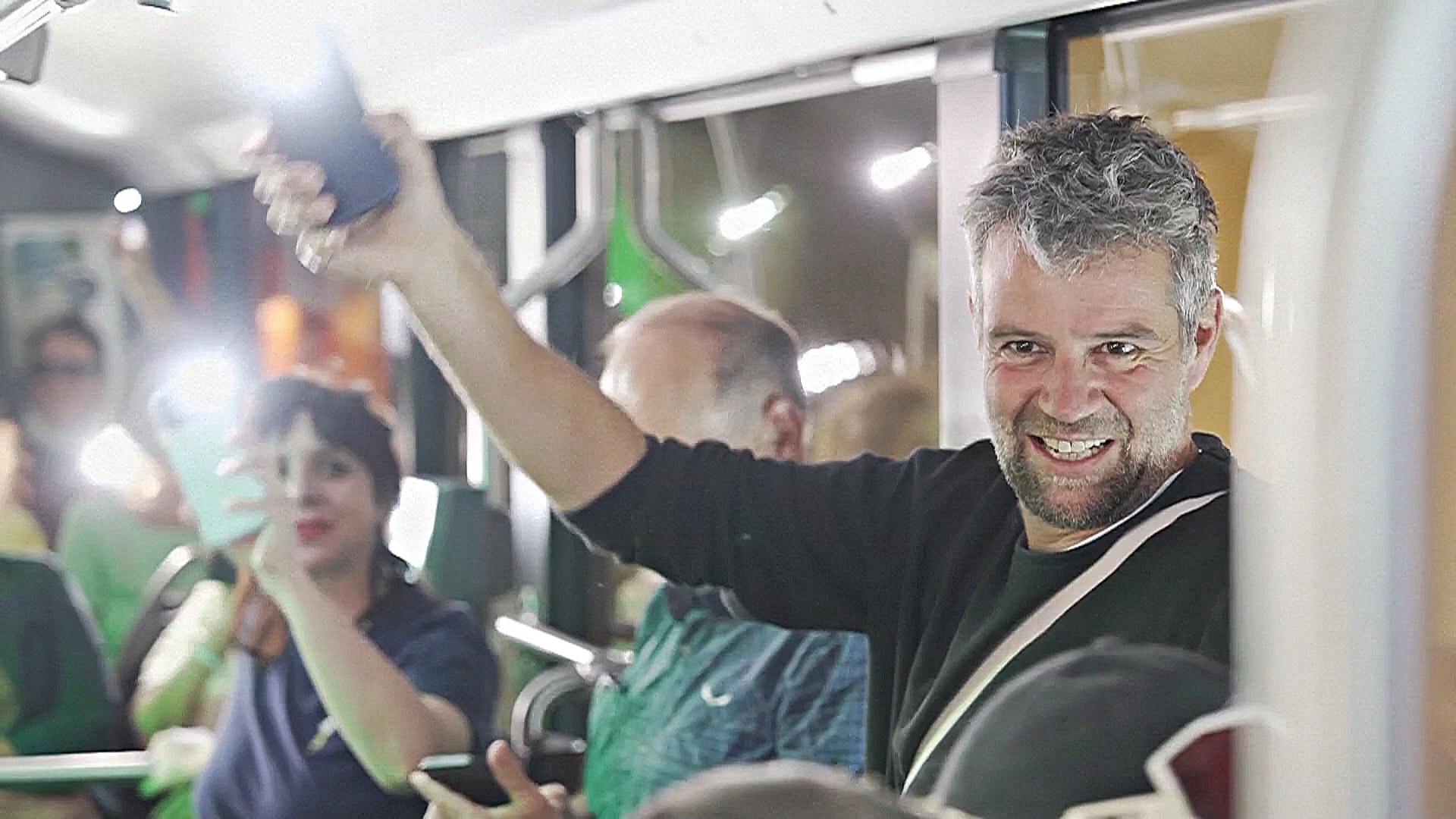 Автобус «в никуда» запустили в Швейцарии