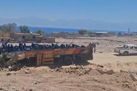 В Египте перевернулся автобус: 22 погибших