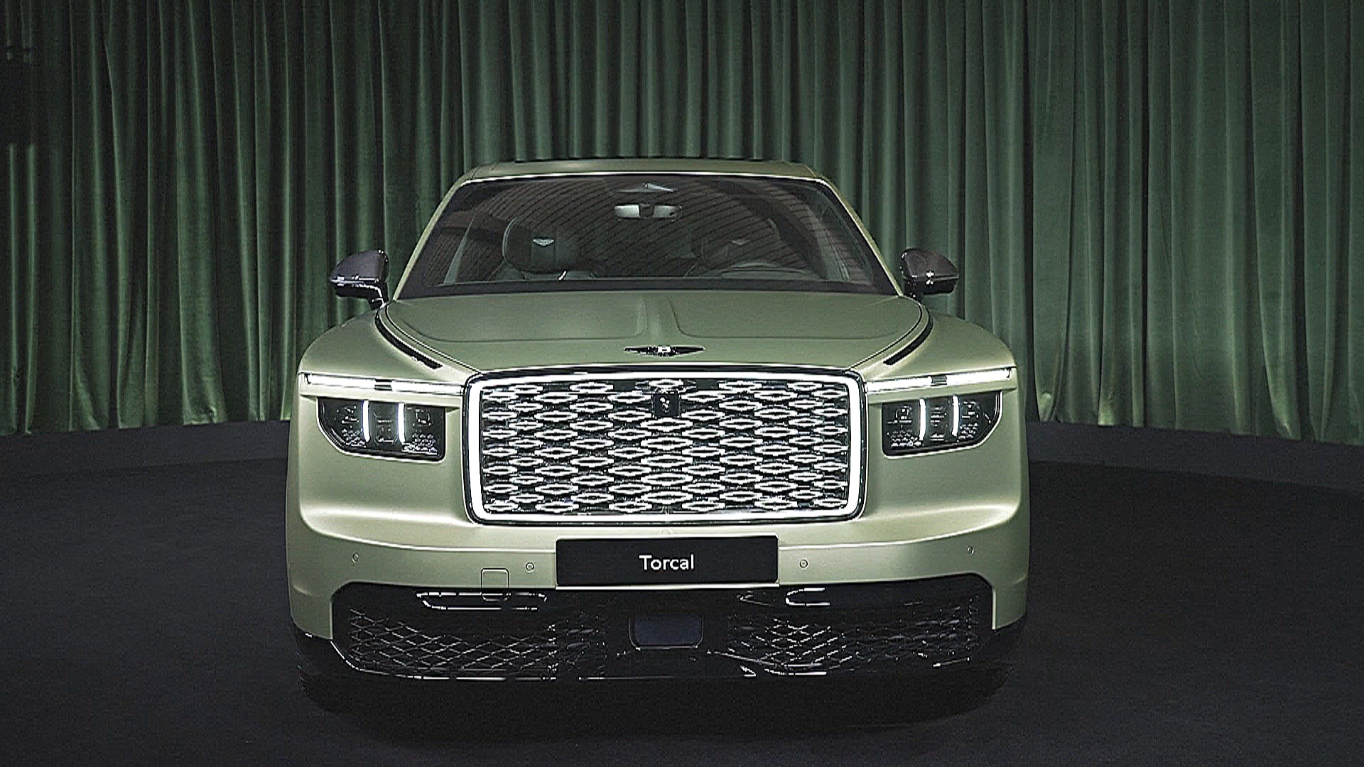 Первый Bentley на электротяге представили в Лондоне