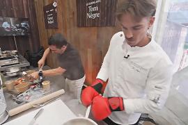 Французские шеф-повара надели боксёрские перчатки и устроили кулинарный поединок