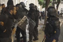 Палаточный лагерь протестующих против жилищного кризиса снесли в Португалии