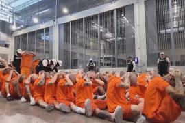 Первые 123 заключённых прибыли в новую мегатюрьму в Коста-Рике