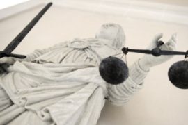 Правовая поддержка