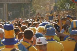 Шведские фанаты прошли маршем по Киеву