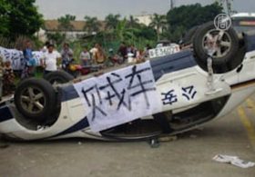 Полиция избила крестьян в провинции Гуандун