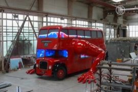 Лондонский автобус отжимается перед Олимпиадой