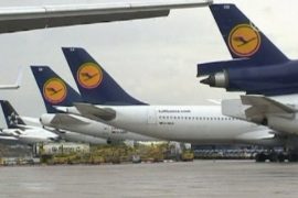 Lufthansa отменила 1200 рейсов на пятницу