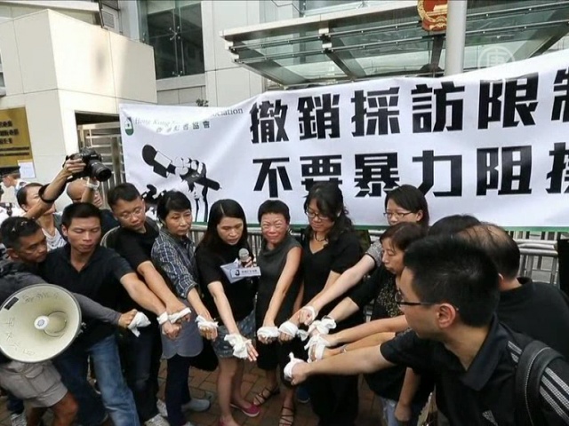 Журналистам Гонконга всё сложнее работать в Китае