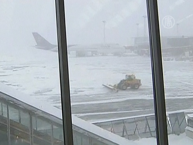 Снегопад нарушил работу аэропорта Стокгольма