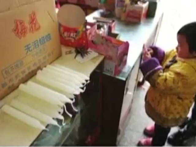 Из-за «конца света» в Китае раскупают свечи