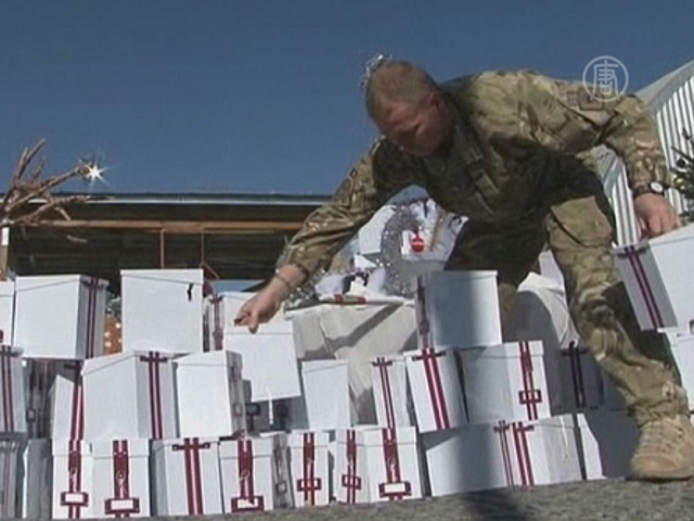 Британские войска в Афганистане отмечают Рождество