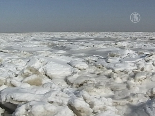На востоке Китая очень быстро замерзает море
