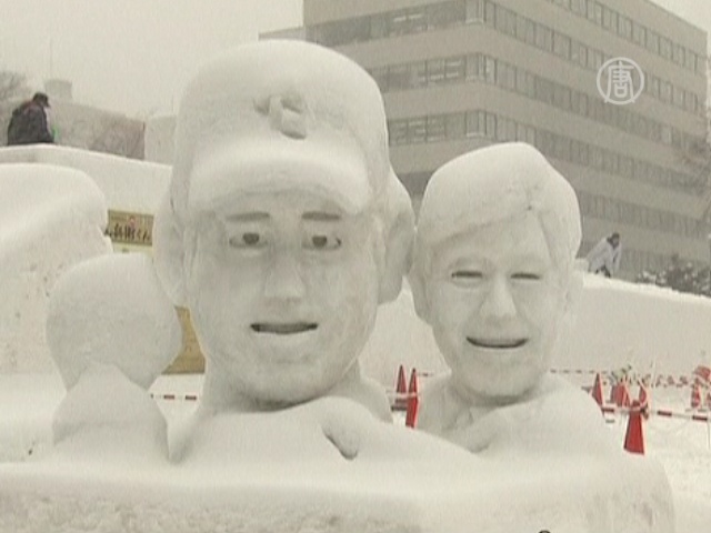 Гигантские скульптуры из снега выросли в Саппоро