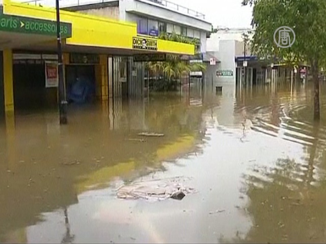 Квинсленд вновь затопило