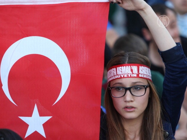 Власти Турции извиняются перед защитниками парка