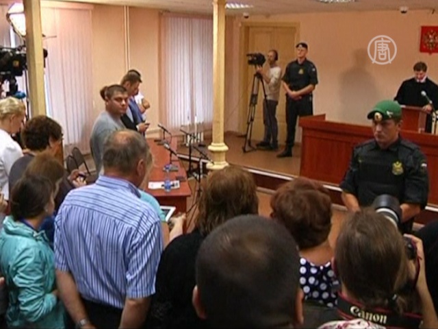 Навального приговорили к 5-ти годам колонии