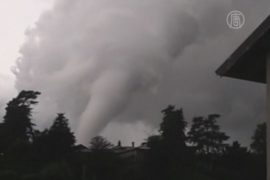 12 человек пострадали от Торнадо в Италии