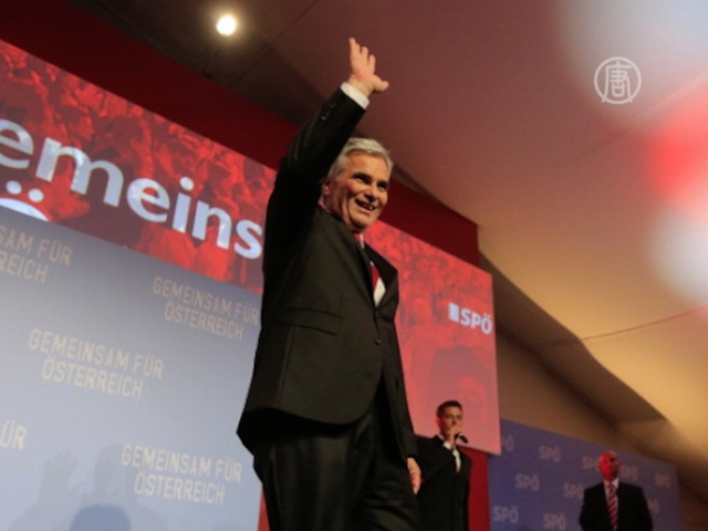 Правящая коалиция Австрии дотянула до большинства