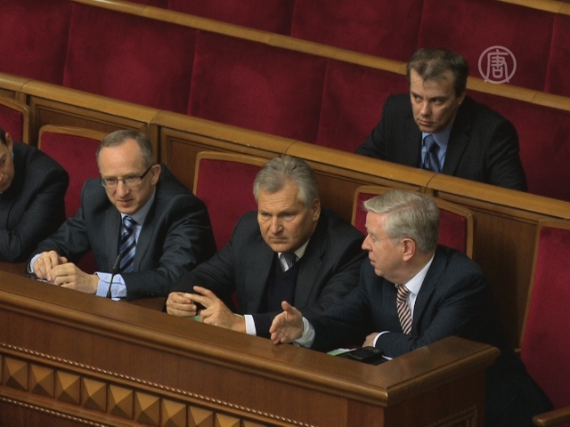 Рада снова отложила принятие «закона о Тимошенко»