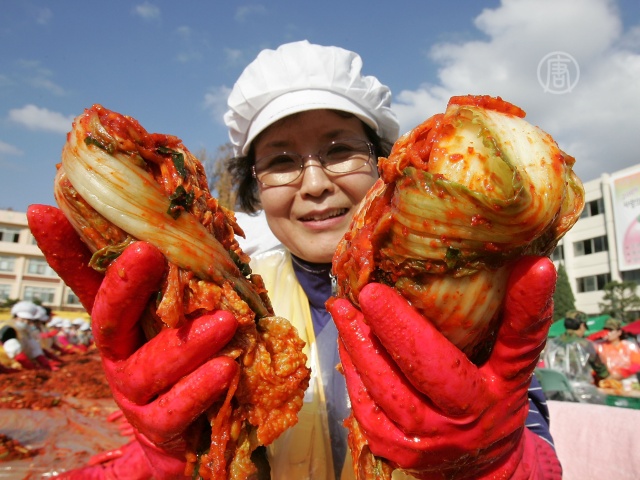 3000 корейцев приготовили 130 тонн любимого блюда