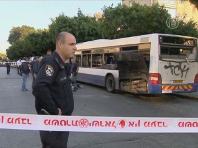 Теракт в Тель-Авиве: в автобусе взорвалась бомба