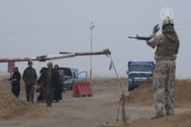 Ирак: люди бегут от бомбежки и «Аль-Каиды»