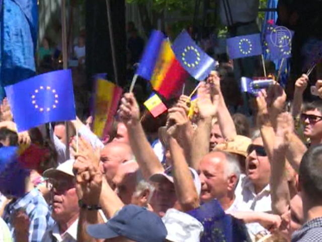 Парламент Молдовы поддержал Соглашение с ЕС