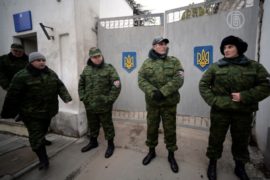 В Крыму захватили военную базу и госпиталь