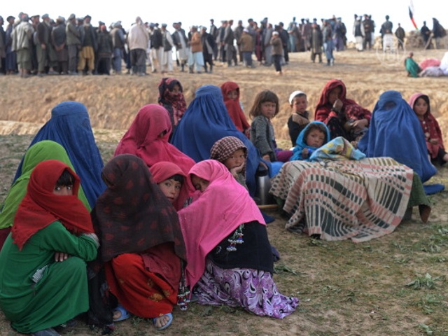 Жертвы оползня в Афганистане ждут помощи