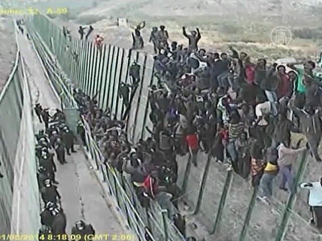 Африканцы осаждают границы Испании