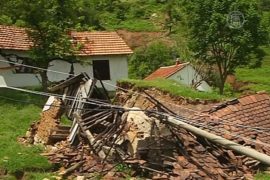 Вслед за наводнением в Сербию пришли оползни